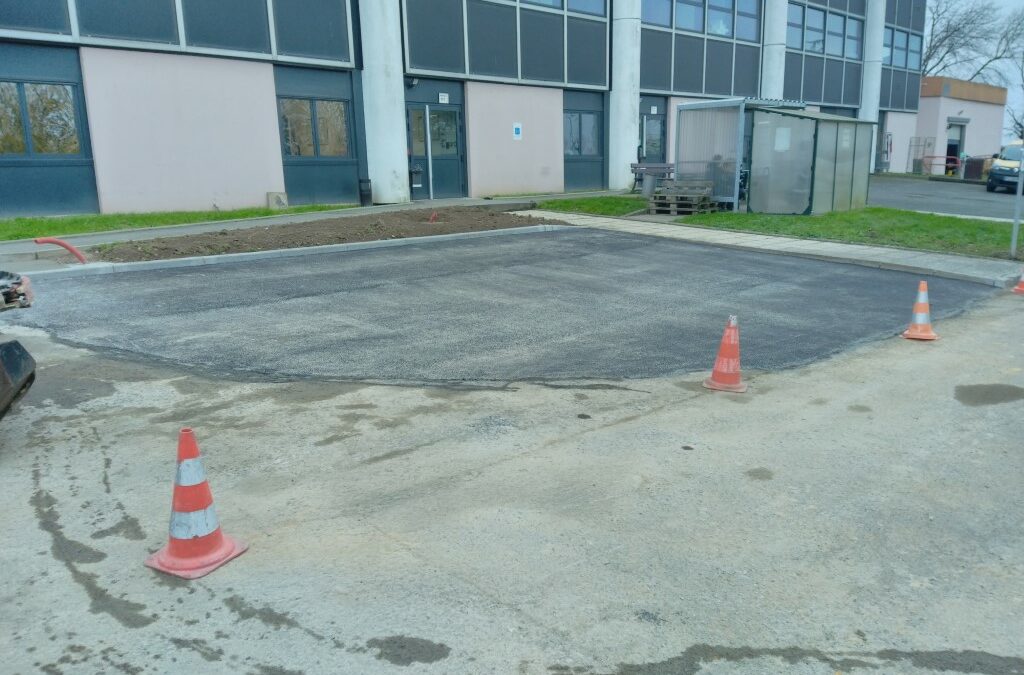 Agrandissement de parking pour la pose de bornes de recharge – Angers (49)